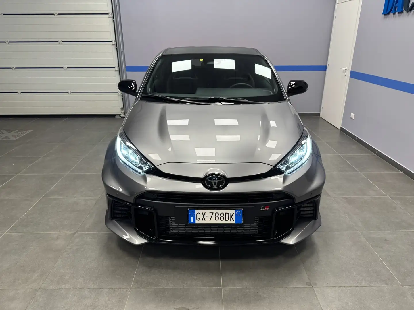 Toyota Yaris GR Yaris 1.6 Circuit dat-8 ITALIANA-IVA DEDUCIBILE Grigio - 2