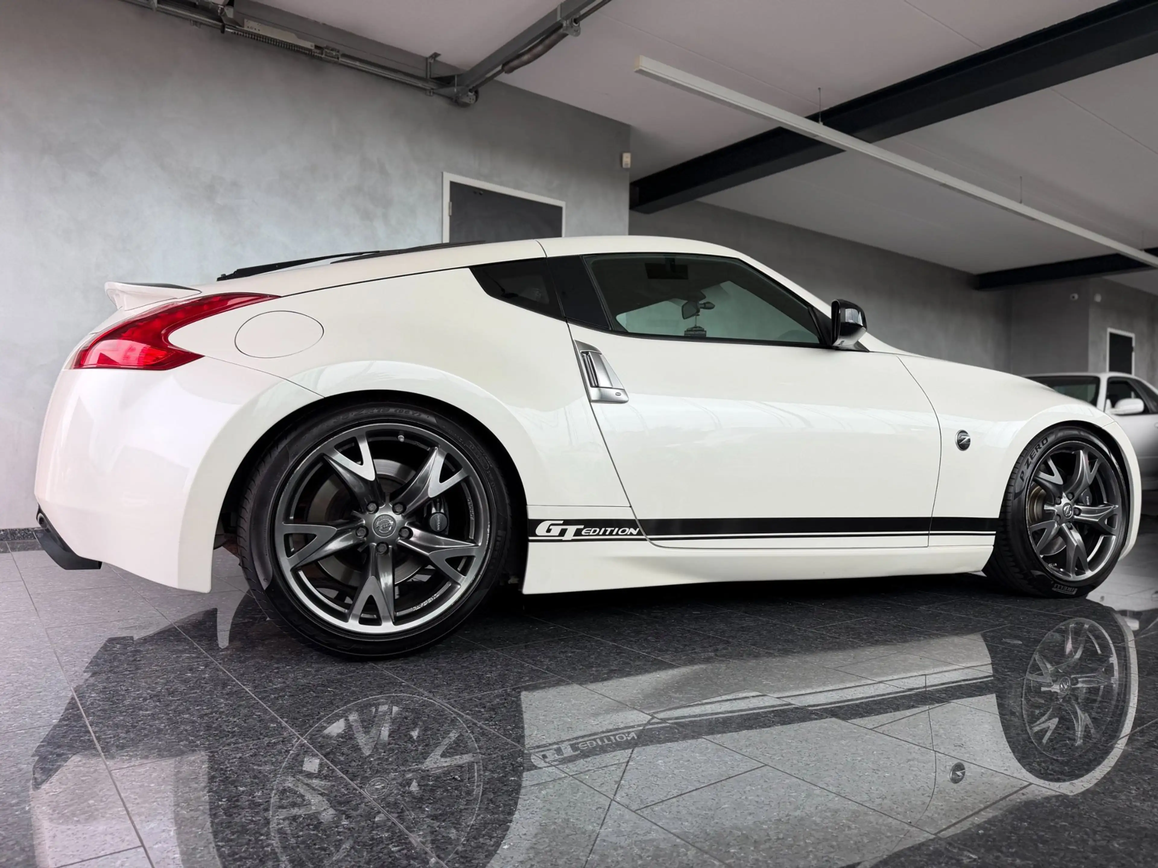 Nissan 370Z 3.7 V6 GT Edition 328PK 2012 Milltek Automaat! — photo 4