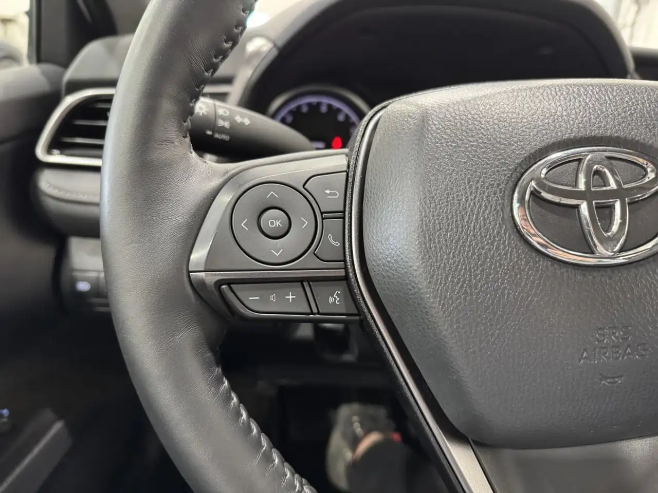 Toyota Camry снимка Toyota Camry
