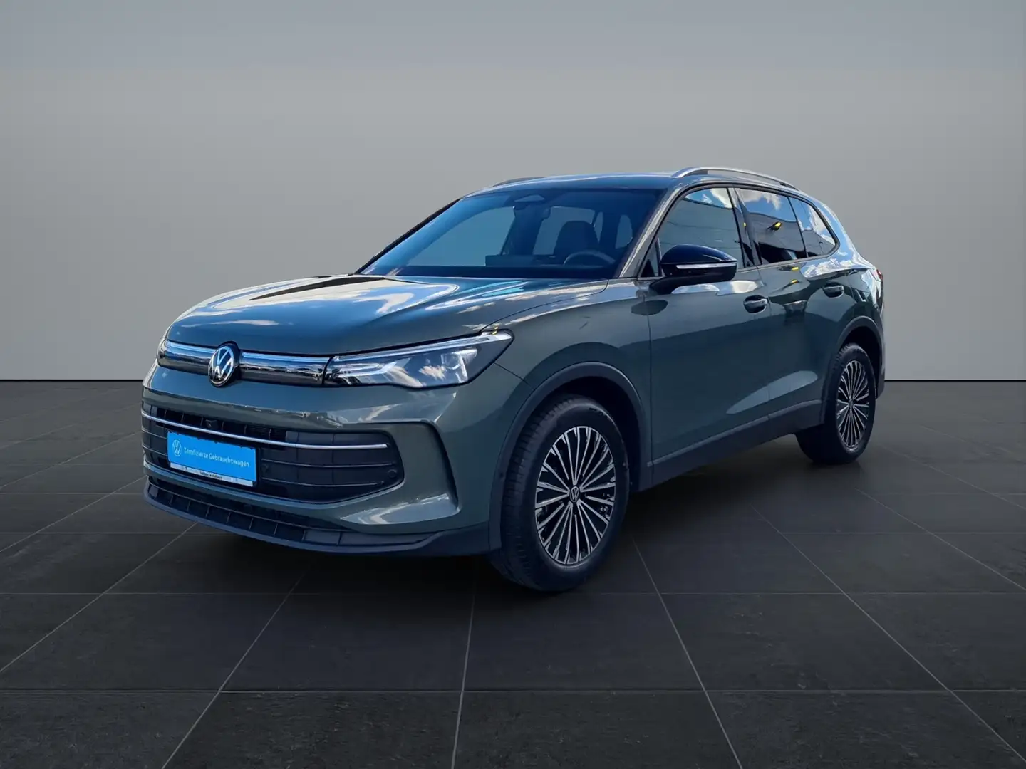 Volkswagen Tiguan 1.5 TSI DSG GOAL+NAVI+AHK+KAMERA+PDC+SHZ+LED Grün - 2