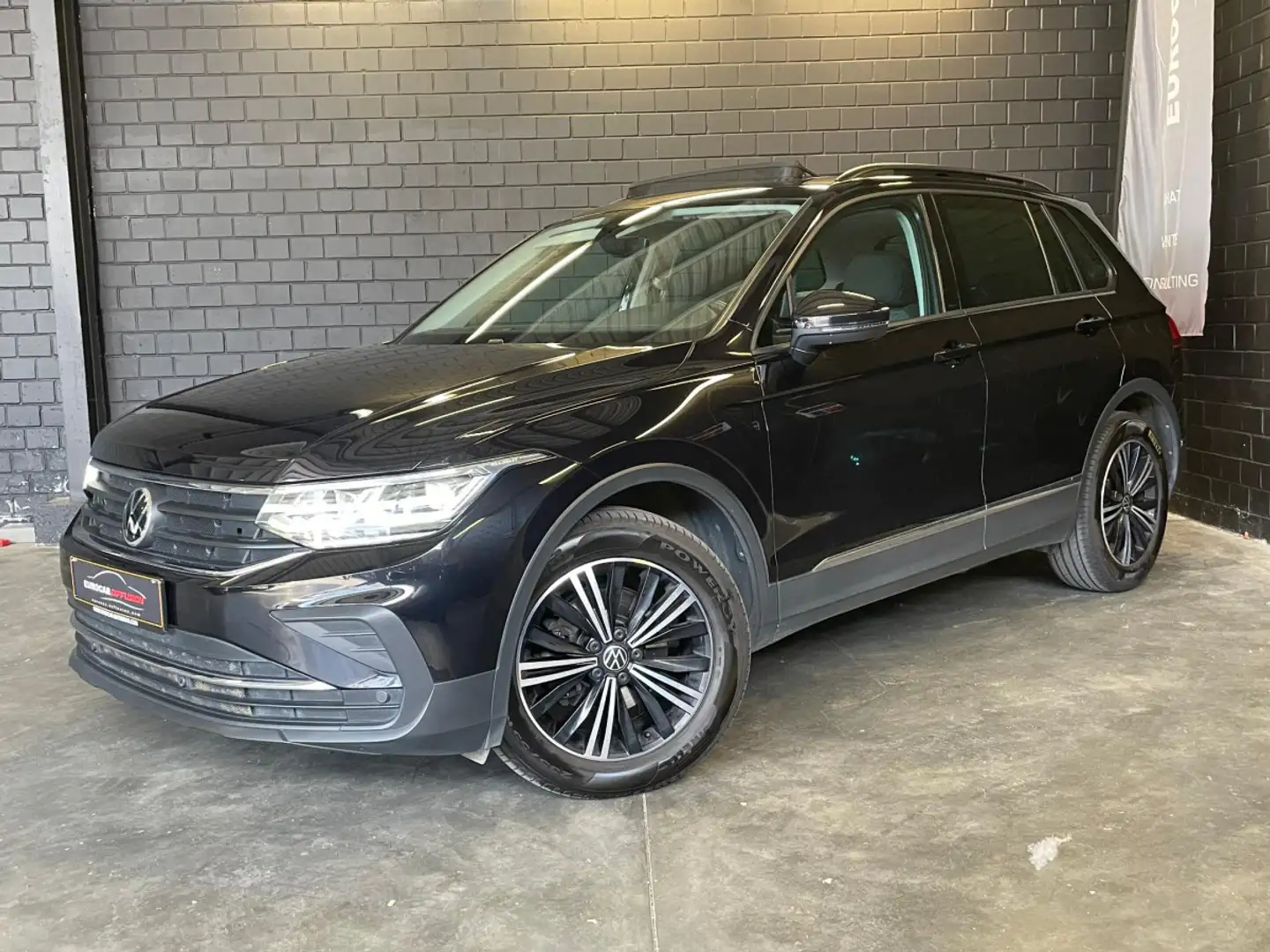 Volkswagen Tiguan 2.0 TDI LIFE phase 2 150 CV DSG7 ** Toit o Noir - 1