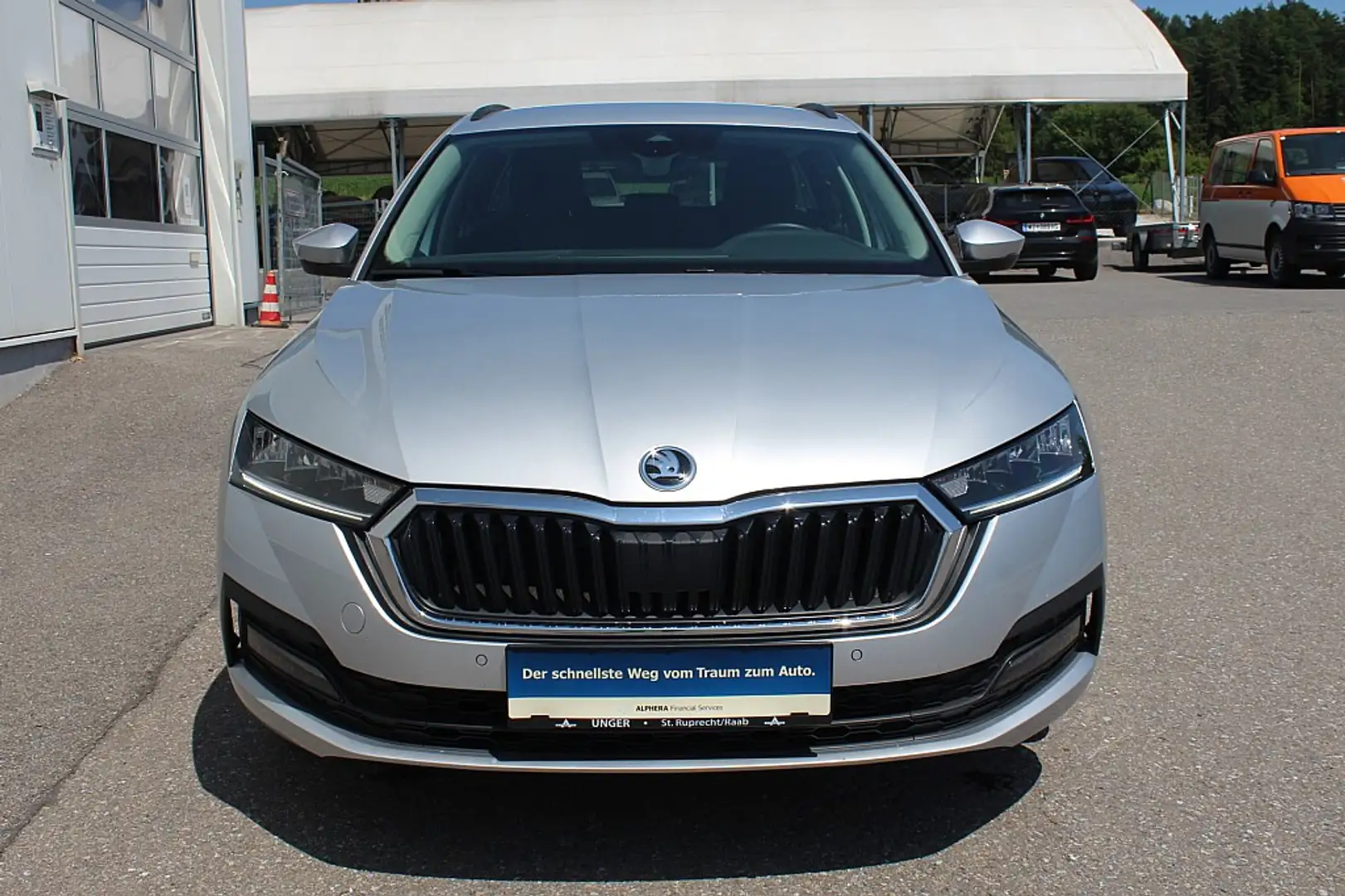 Skoda Octavia Combi 2,0 TDI Ambition DSG LED AHK Sitzheizung ... Plateado - 2