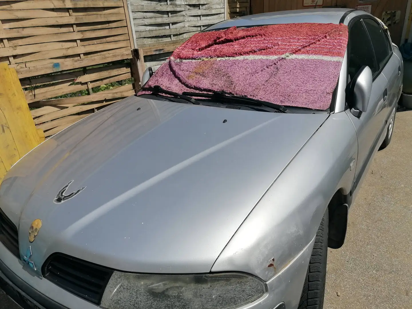 Mitsubishi Carisma Carisma 1,9 Jubilee DI-D Silber - 2