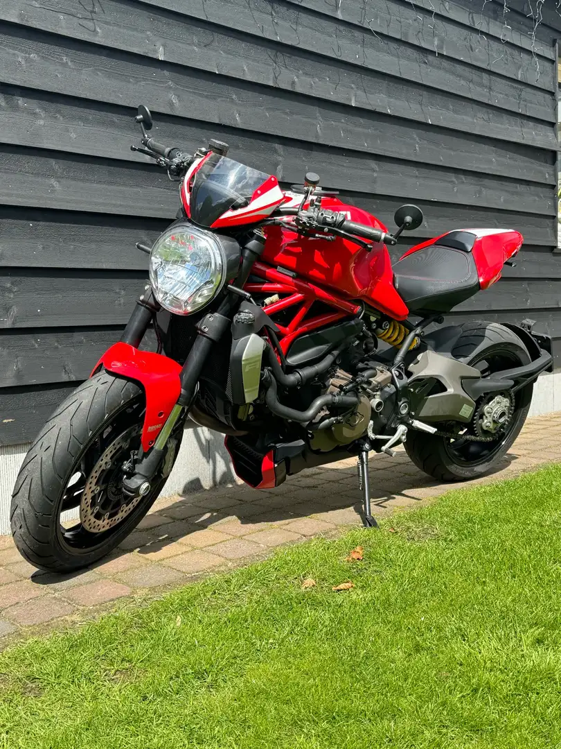 Ducati Monster 1200 Piros - 1