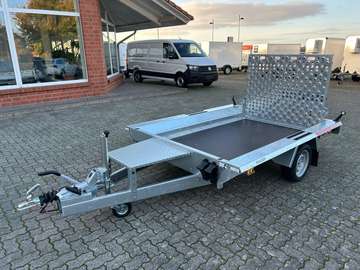 Temared Builder 3 2615 S 1,8t Baumaschinentrans...