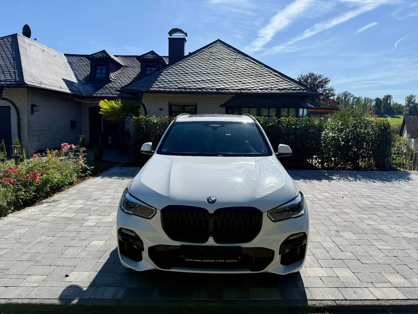 BMW X5 M50 i Leder Navi Kamera Laser Pano Weiß - 2