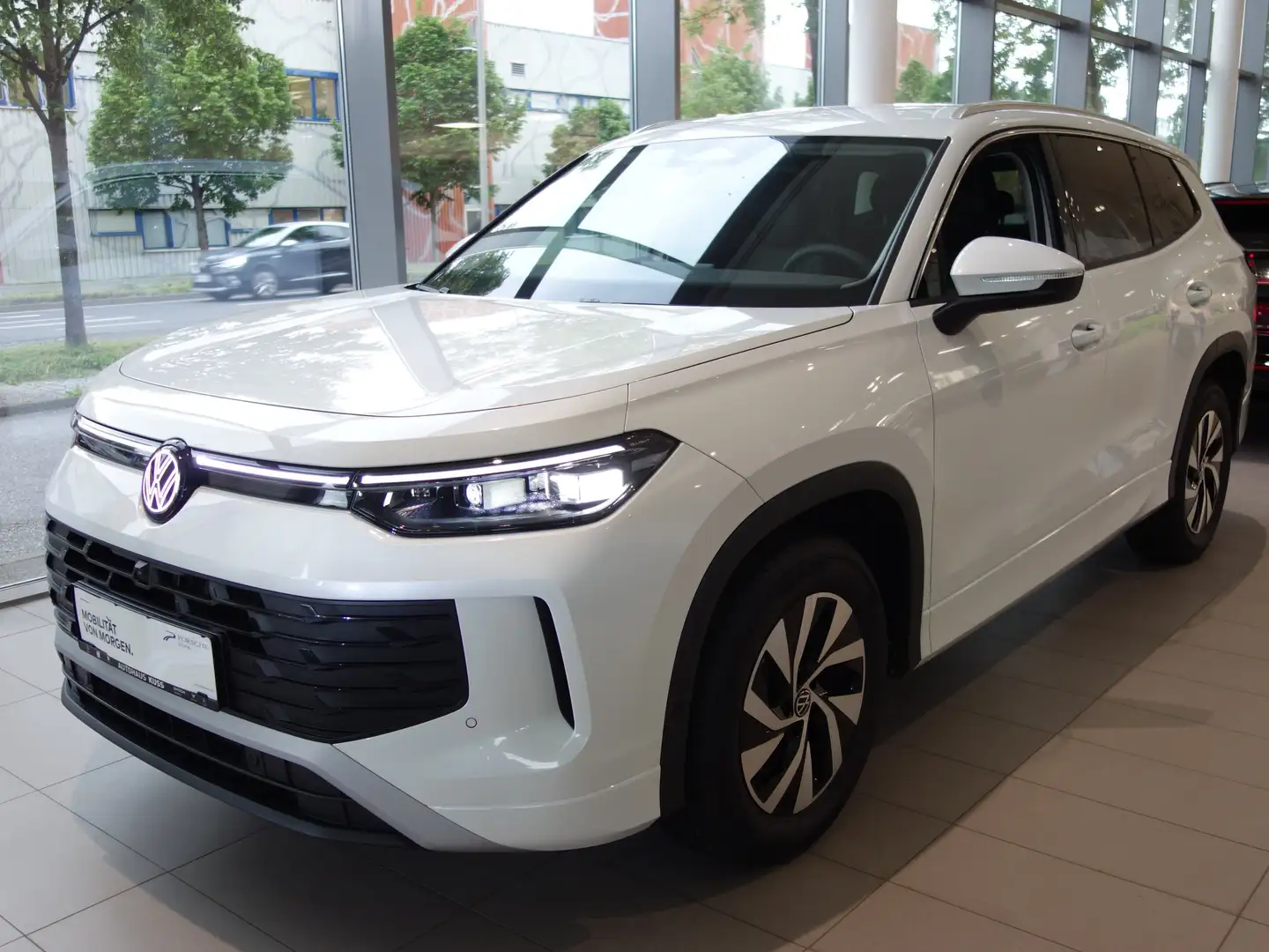 Volkswagen Tayron 1.5 eTSI DSG 110 kW Friends Weiß - 1