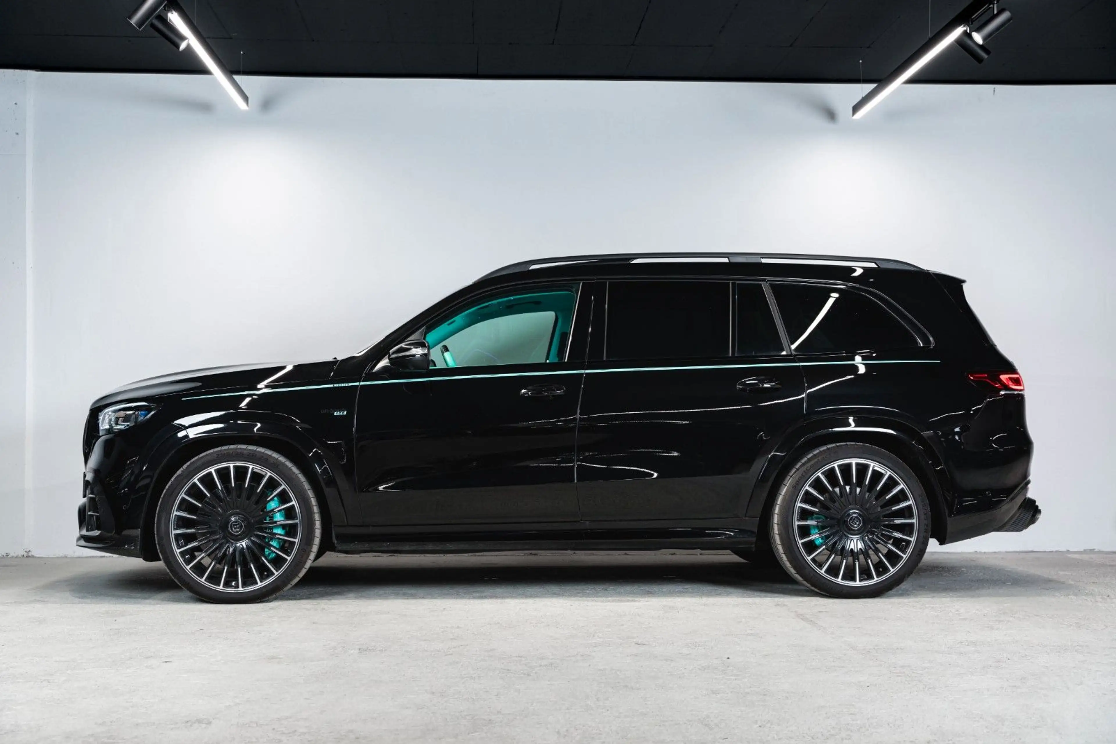 Mercedes-Benz GLS 63 AMG BRABUS 800 *FULL CARBON*TIFFANY* — photo 3