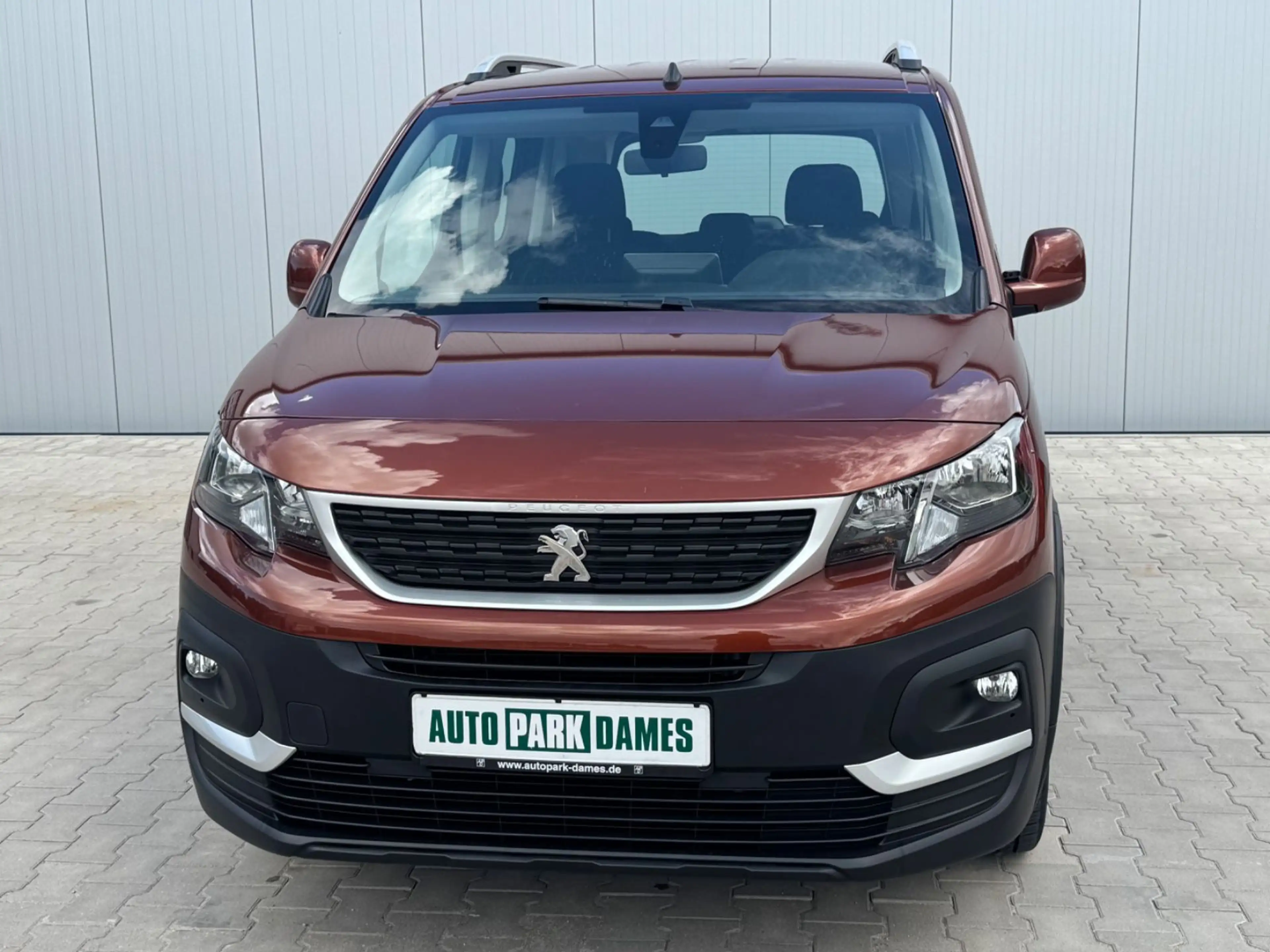 Peugeot Rifter PureTech 110 Allure — photo 4