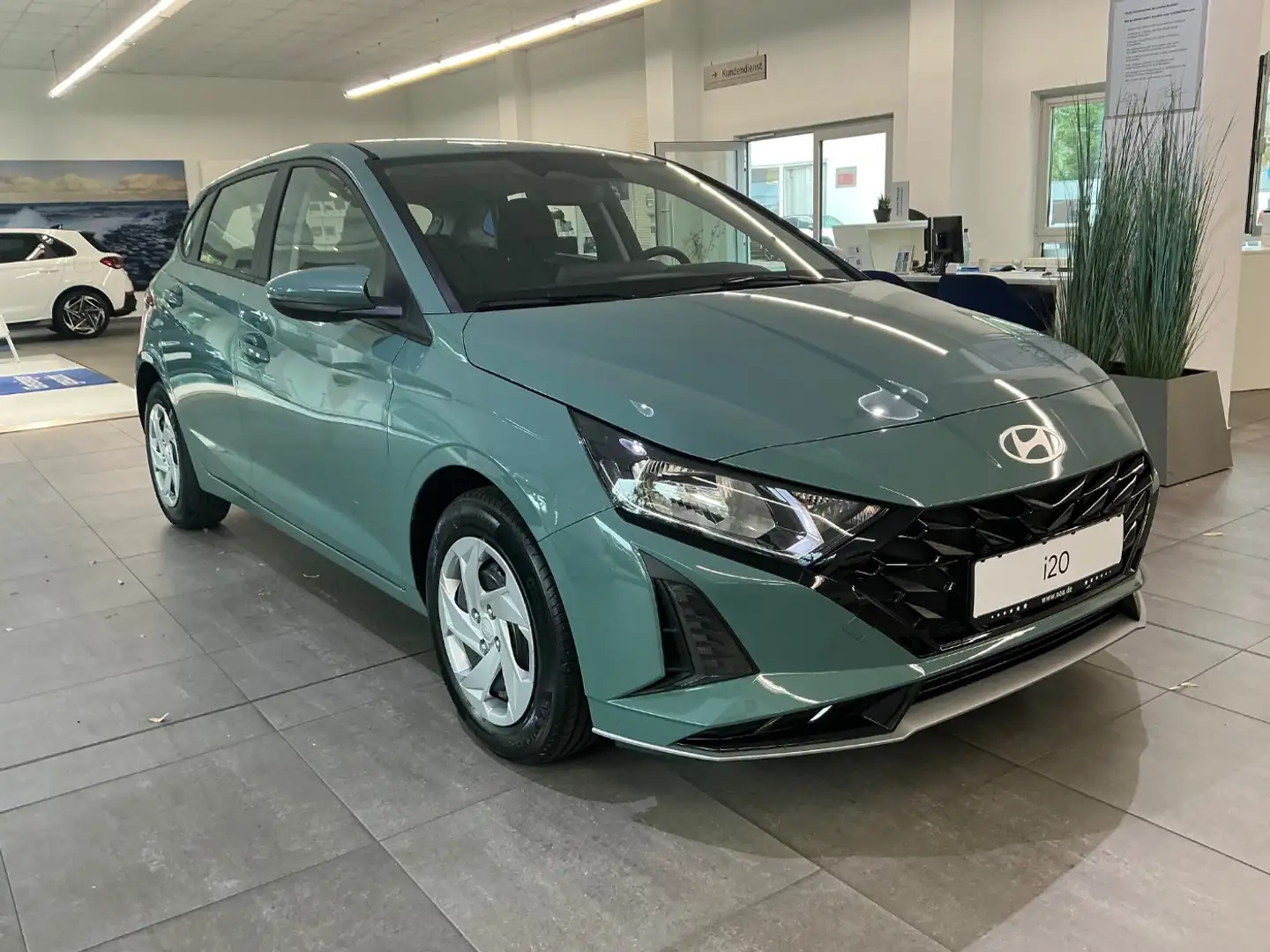 Hyundai i20 1.0 Turbo Select, Navi Inspektionspa. BigDeal Grün - 2