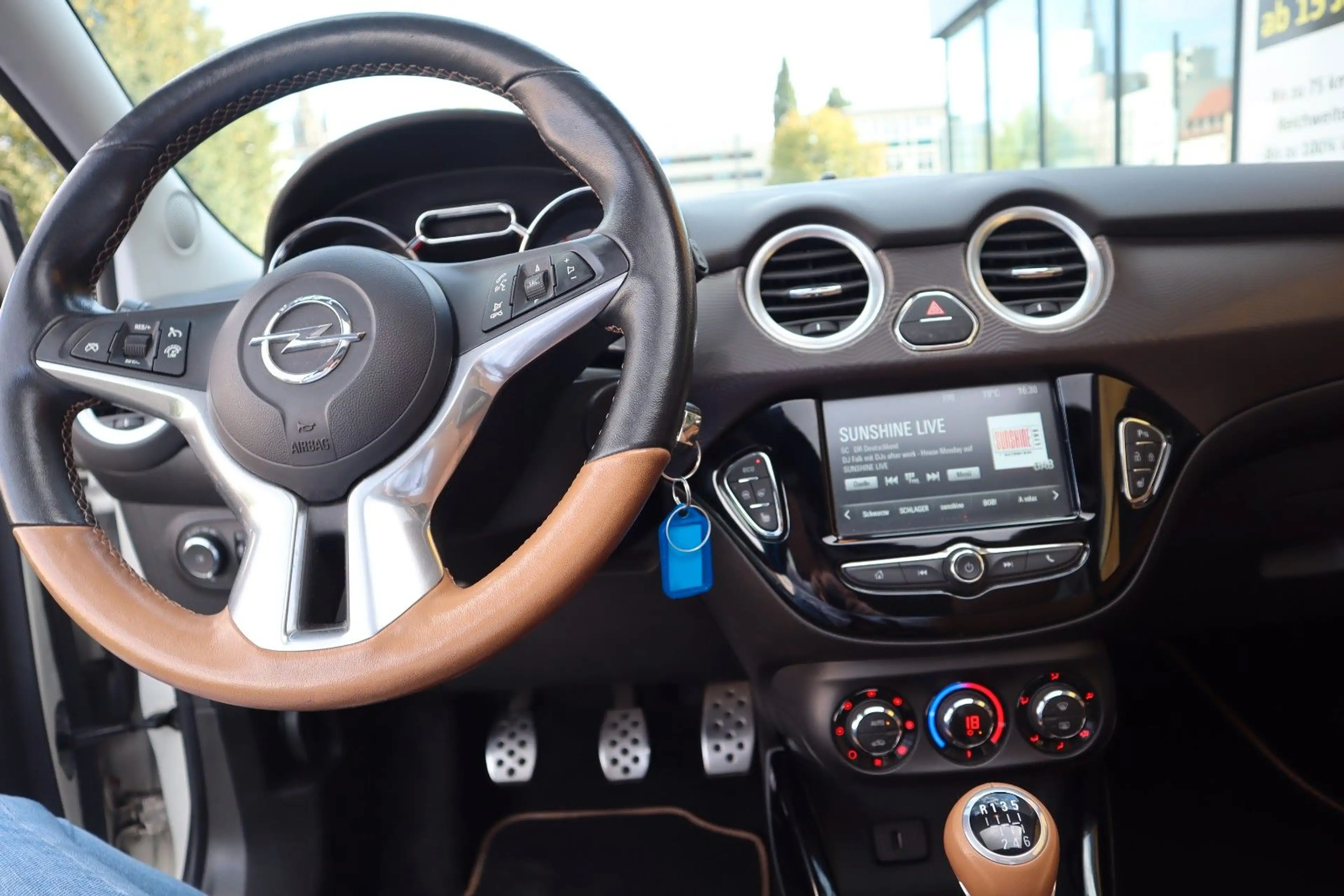 Opel Adam Rocks 1.0T MT6 Faltdach, Soundsystem — photo 8