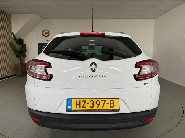 Renault Megane view 11