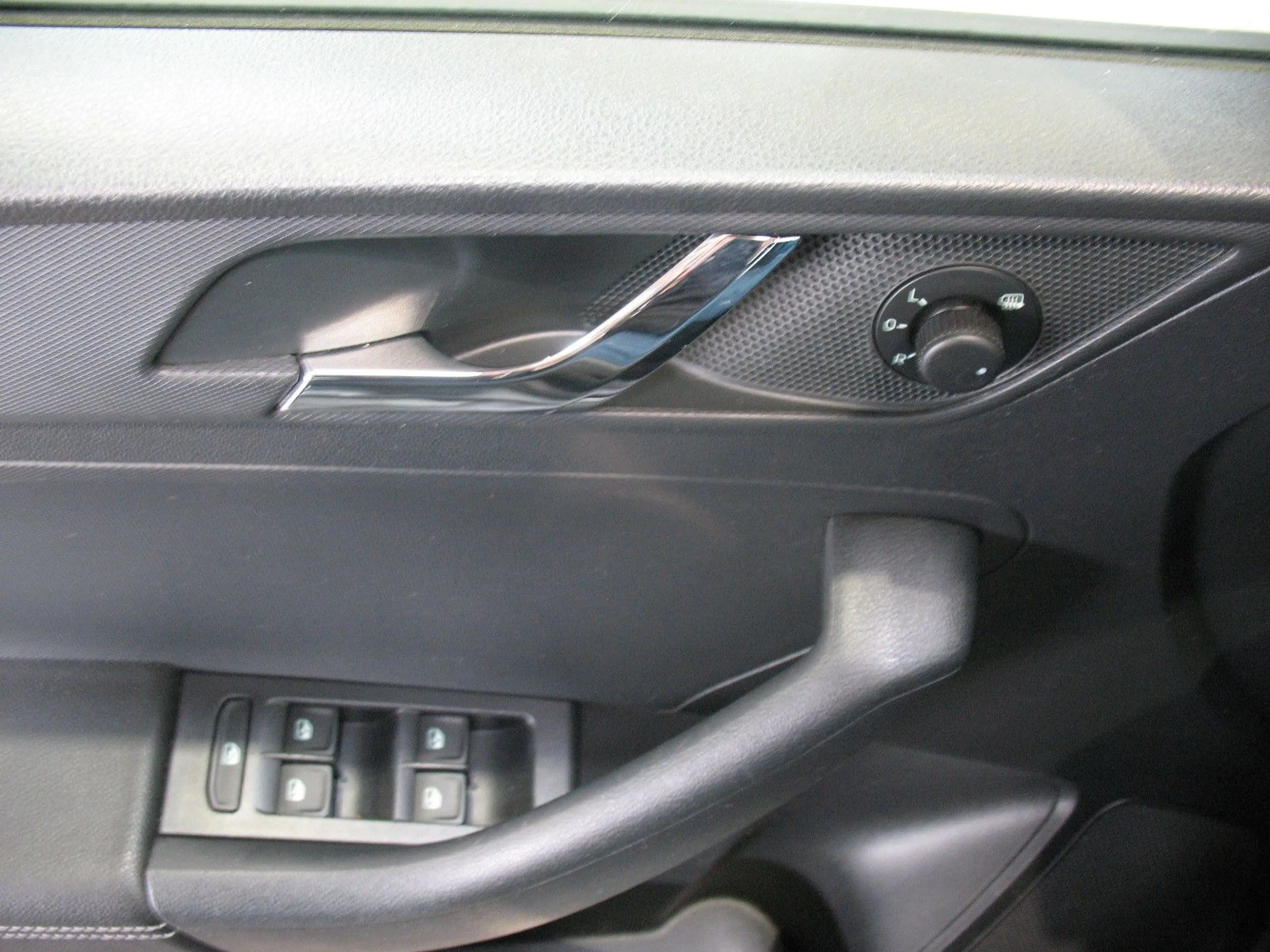 Skoda Rapid/Spaceback Spaceback 1.4 TDI Ambition *AUTOMATIK* — photo 12