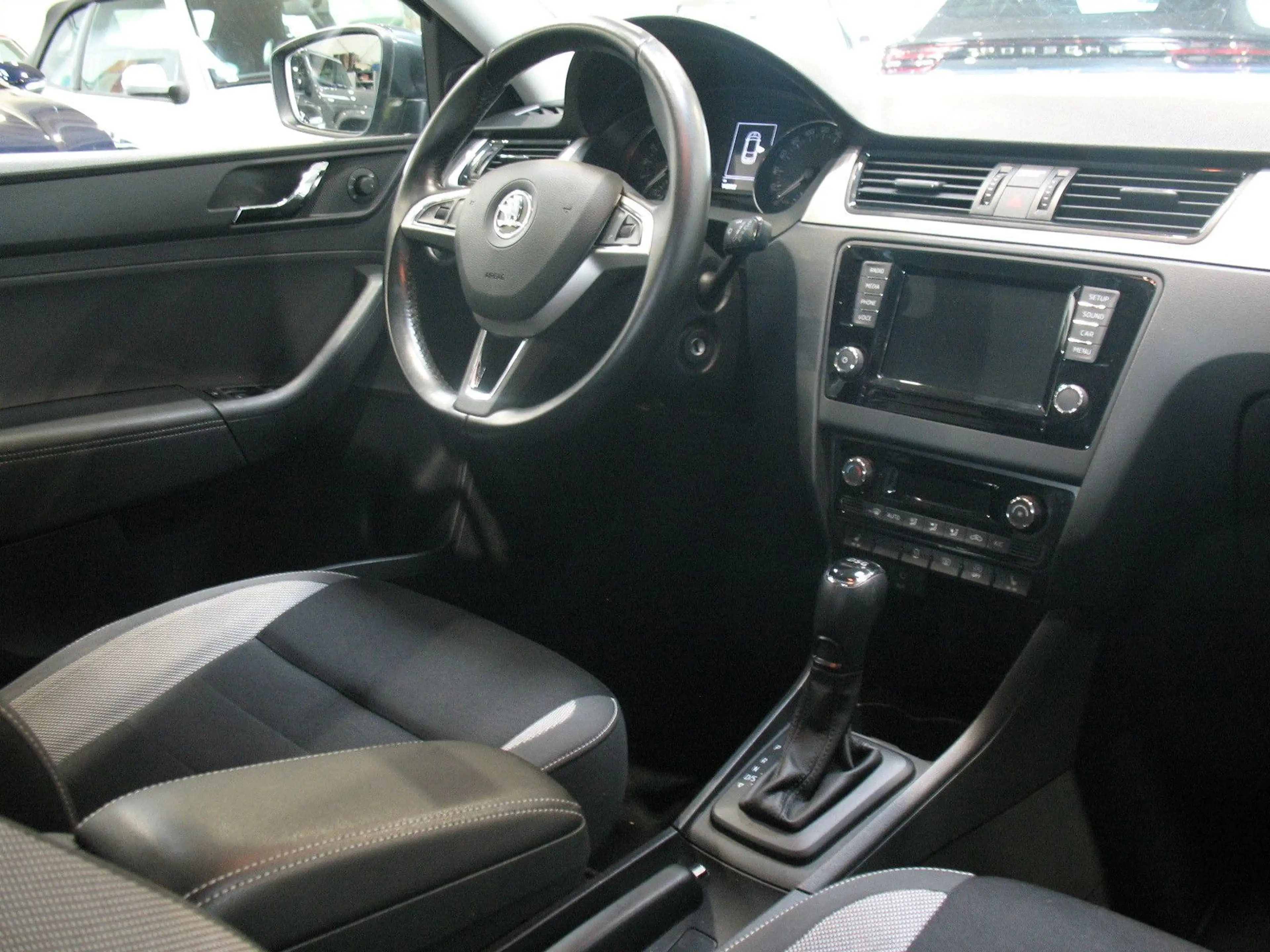 Skoda Rapid/Spaceback Spaceback 1.4 TDI Ambition *AUTOMATIK* — photo 7