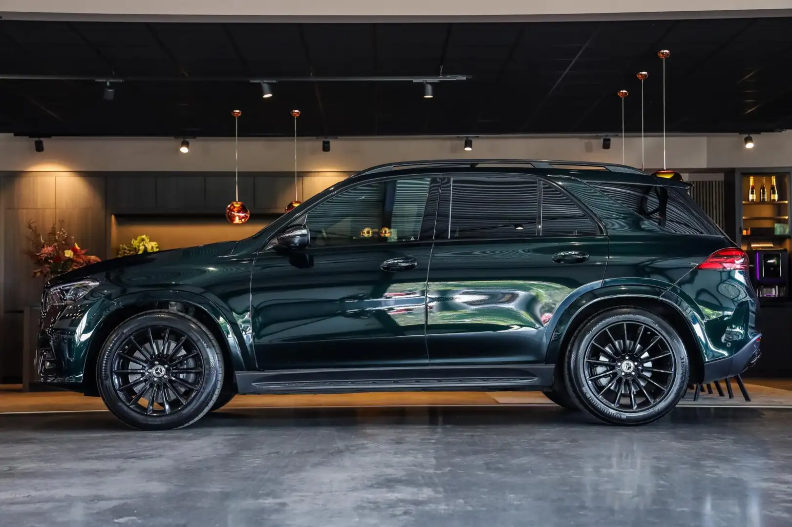 Mercedes-Benz GLE 450 d 4MATIC AMG Line Premium Plus, 367 PK, Facelift, Verde - 2