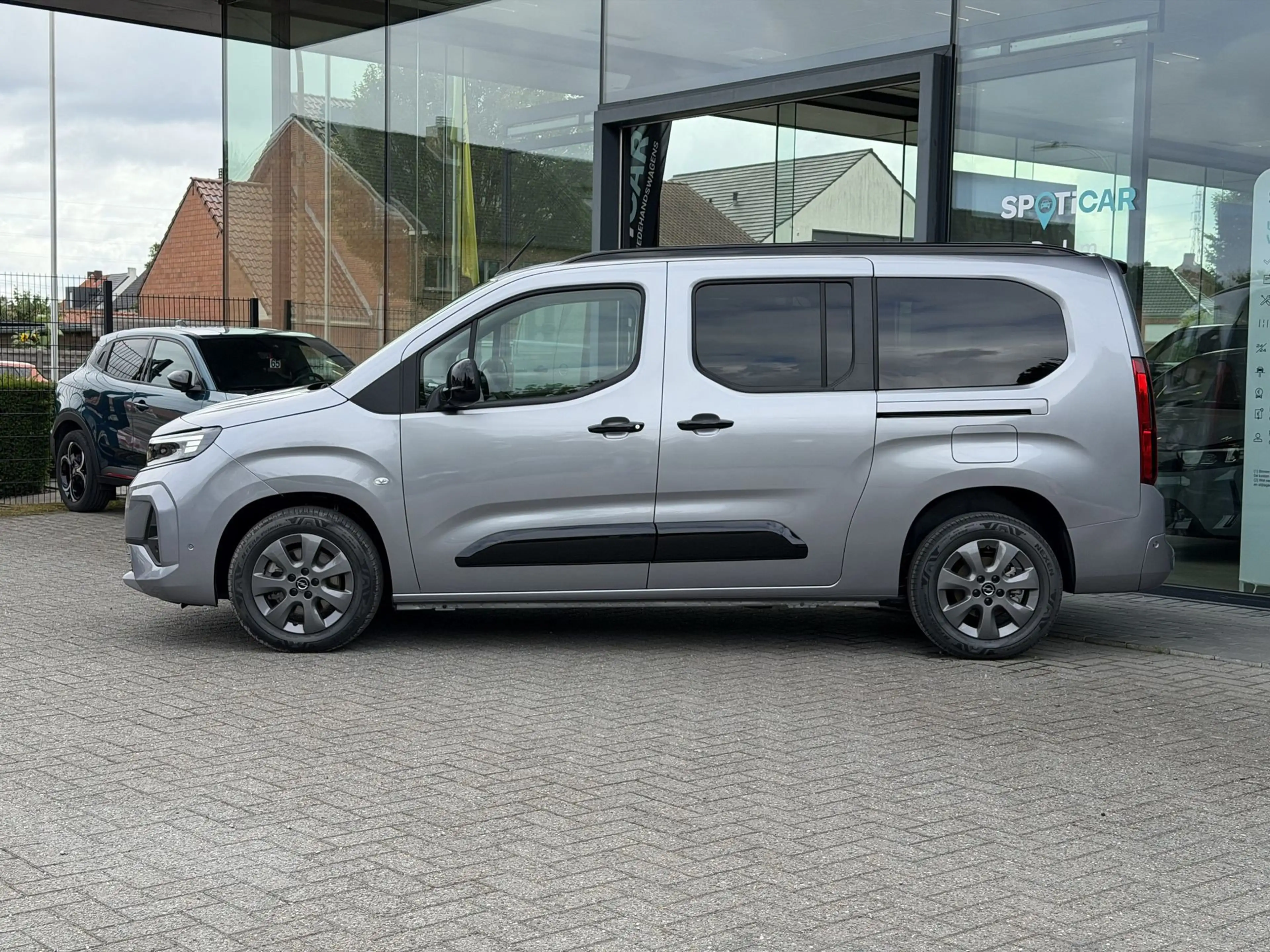 Opel Combo Life GS XL 1.5D 130pk *Navi*CarPlay*Camera* — photo 4