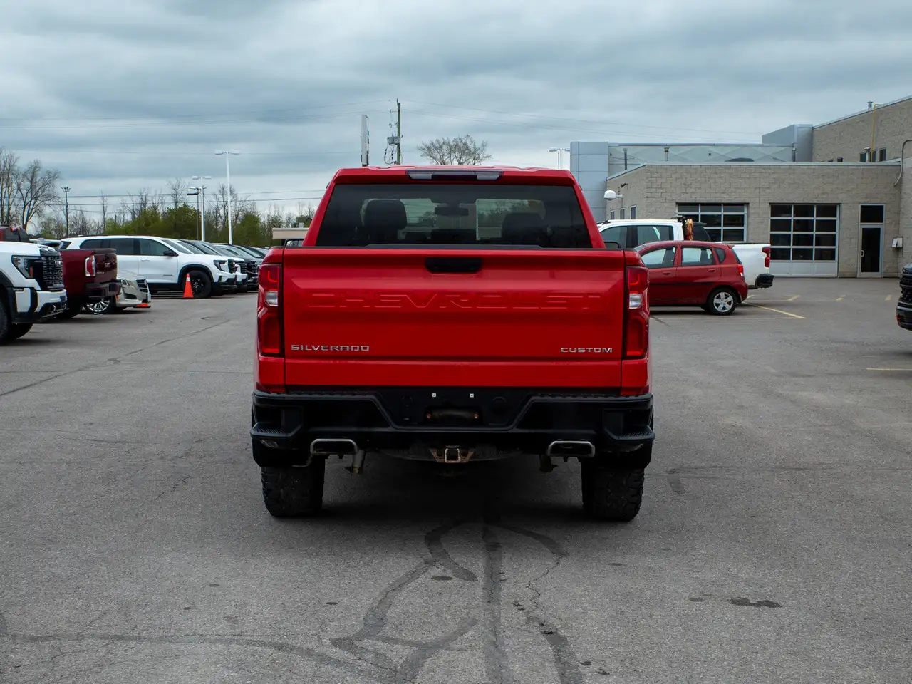 Chevrolet Silverado 1500 снимка Chevrolet Silverado 1500