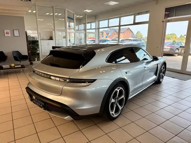 Porsche Taycan view 5