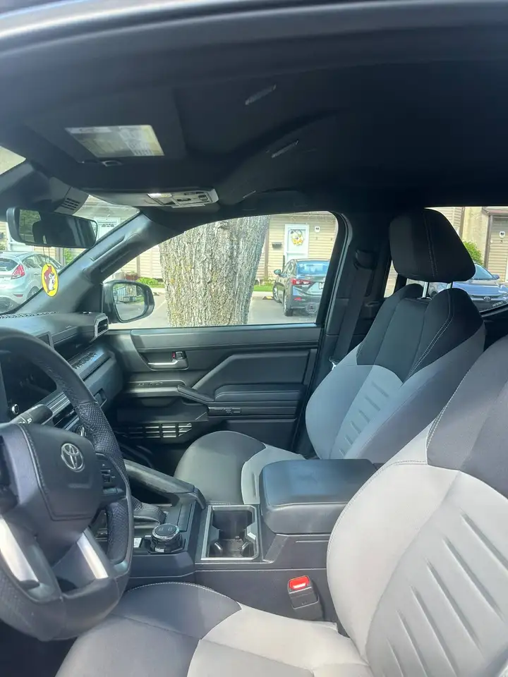 Toyota Tacoma снимка Toyota Tacoma