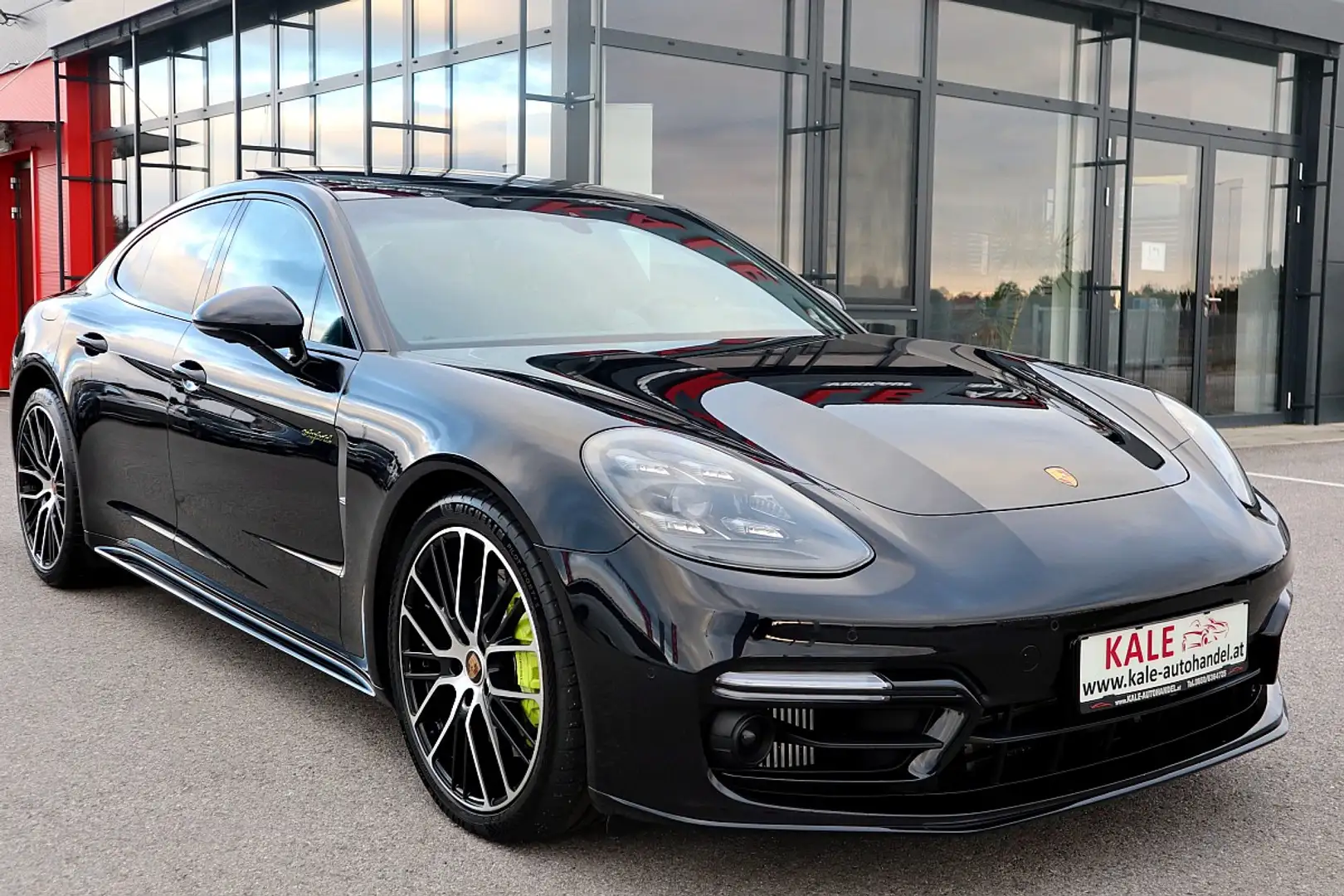 Porsche Panamera 4 E-Hybrid PHEV  Aut. Platinum Edition *1.Besitz* Schwarz - 2