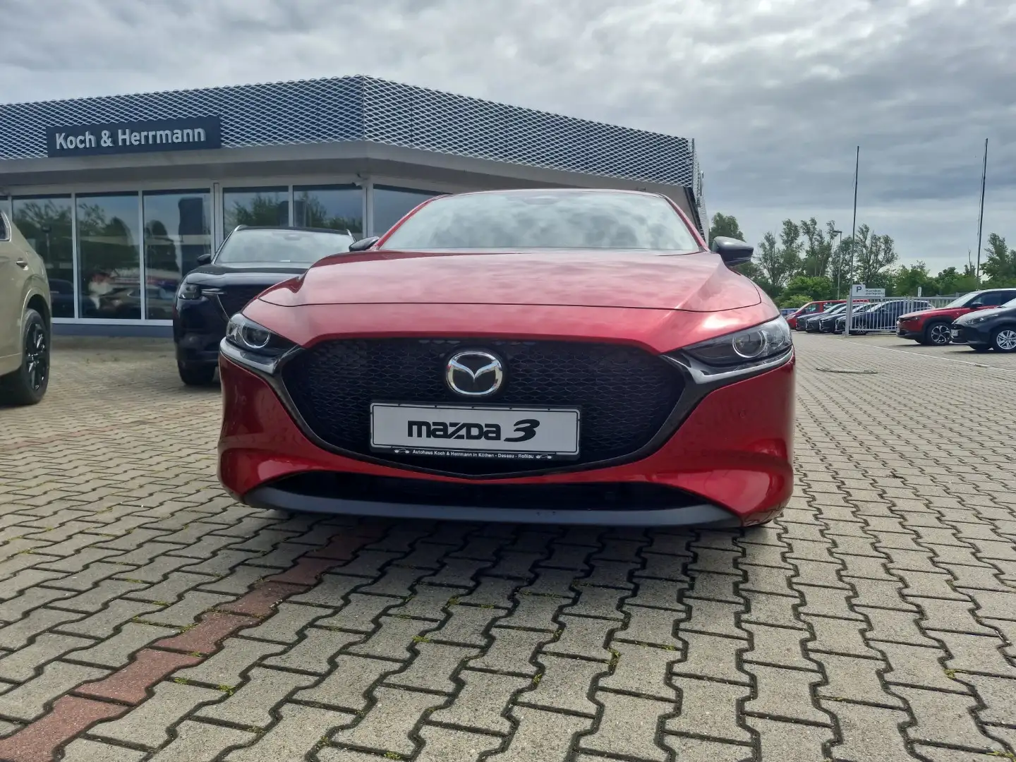 Mazda 3 2.0L e-SKYACTIV G 122ps HOMURA Rojo - 2