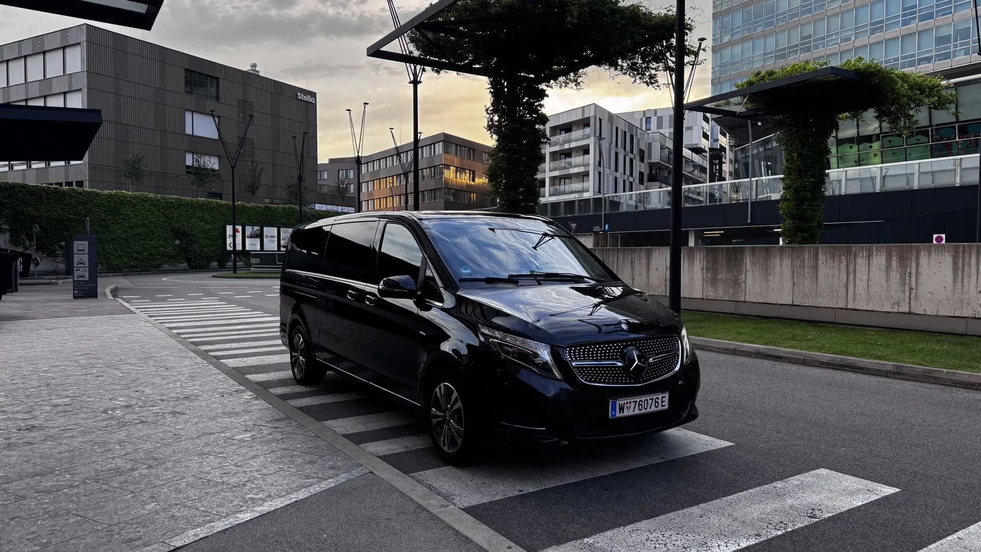 Mercedes-Benz V 250 Avantgarde ExtraLang/Memory/Sternhimmel) Schwarz - 2