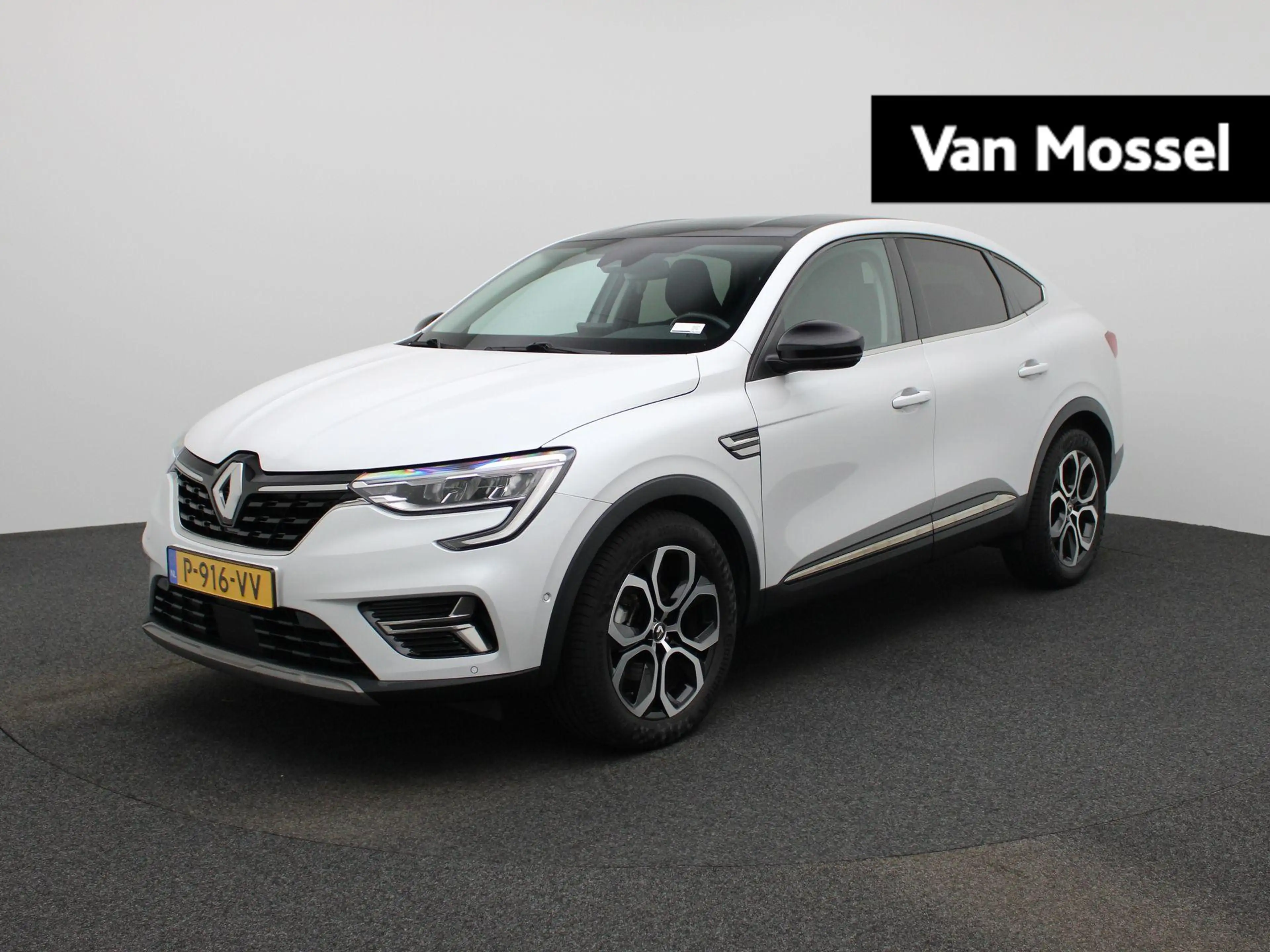 Renault Arkana 1.6 E-Tech Hybrid 145 Intens Trekhaak | Navigatie