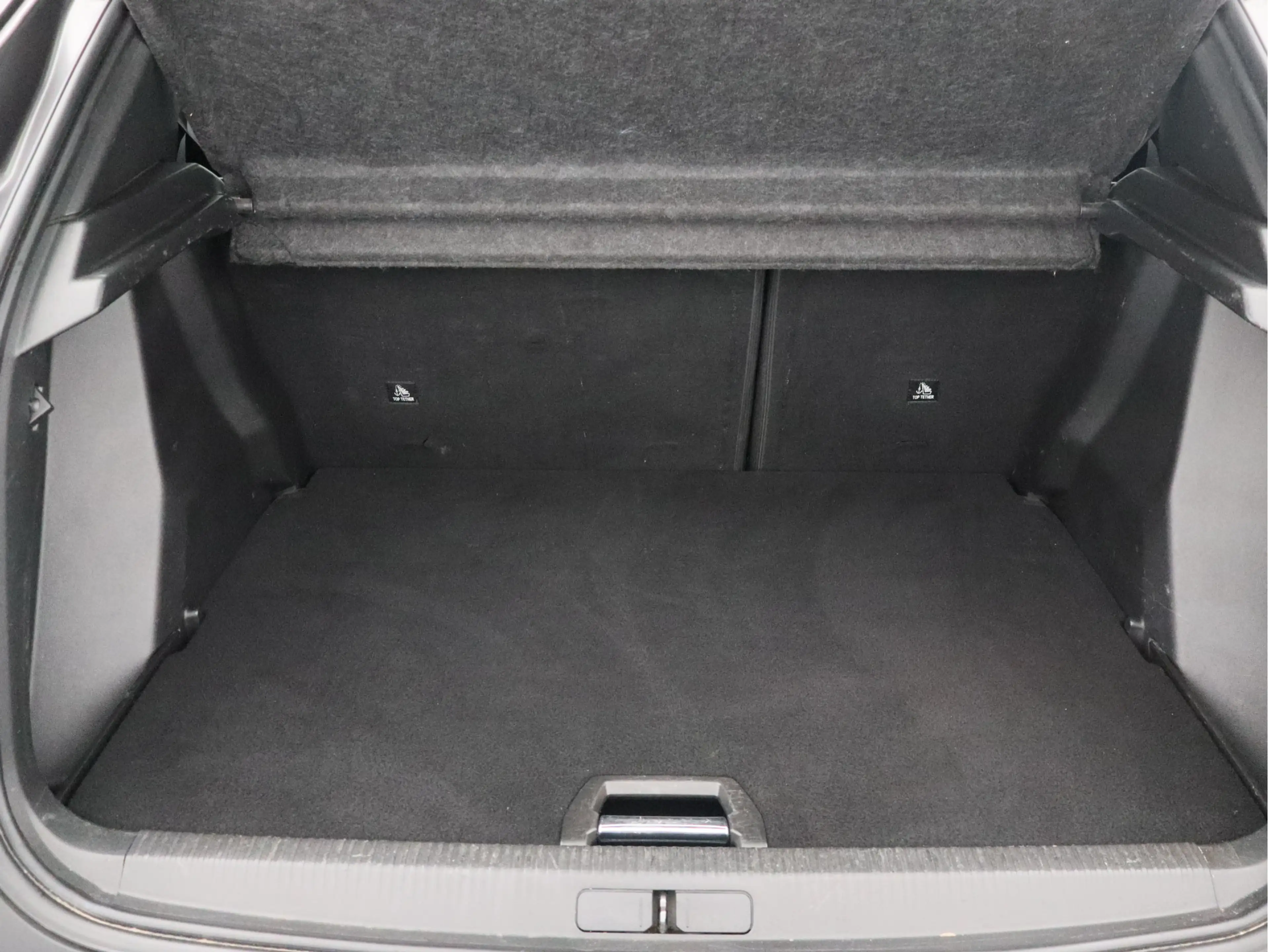 Peugeot 2008 1.2 PureTech Allure Pack/ automaat/ trekhaak! — photo 15