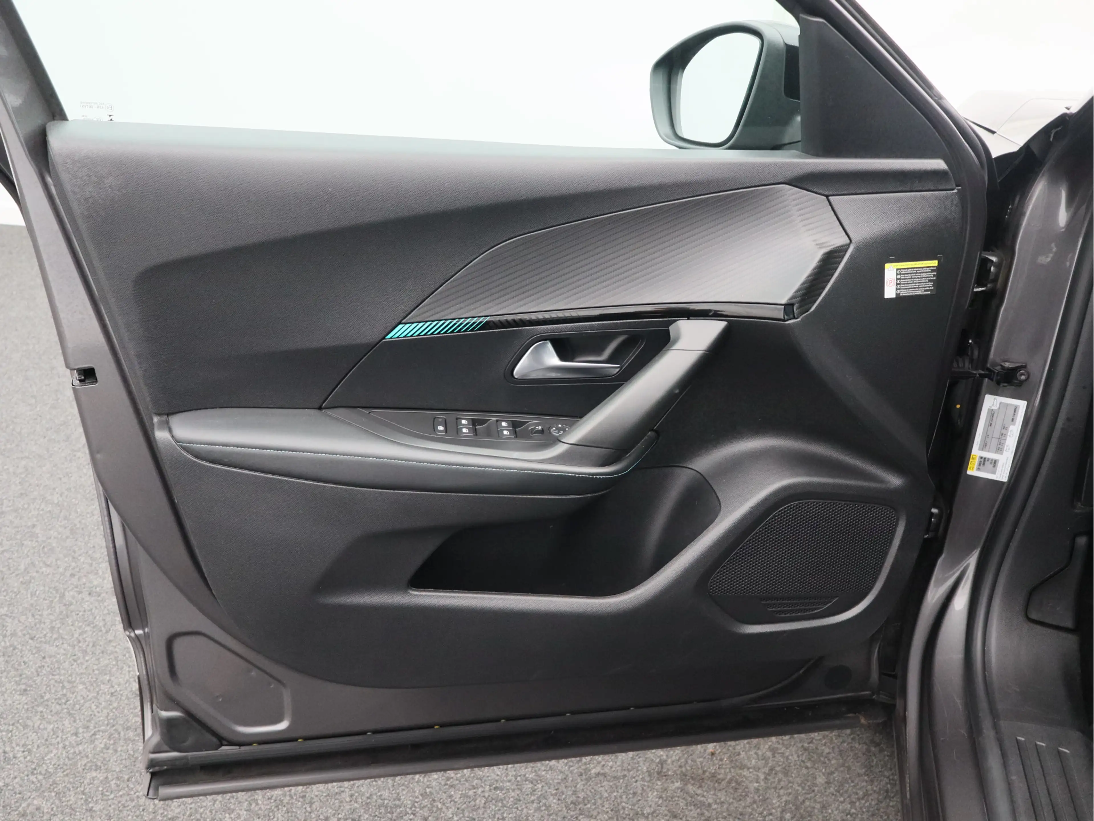 Peugeot 2008 1.2 PureTech Allure Pack/ automaat/ trekhaak! — photo 8
