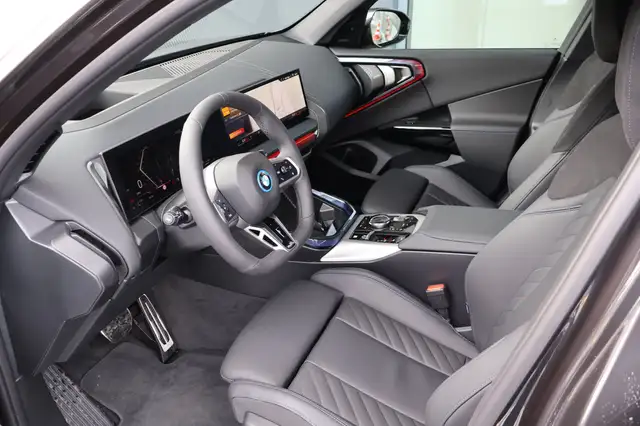 BMW X3 30e xDrive M Sportpaket inkl. 2.99% Fixzins Leasin Ansicht 7