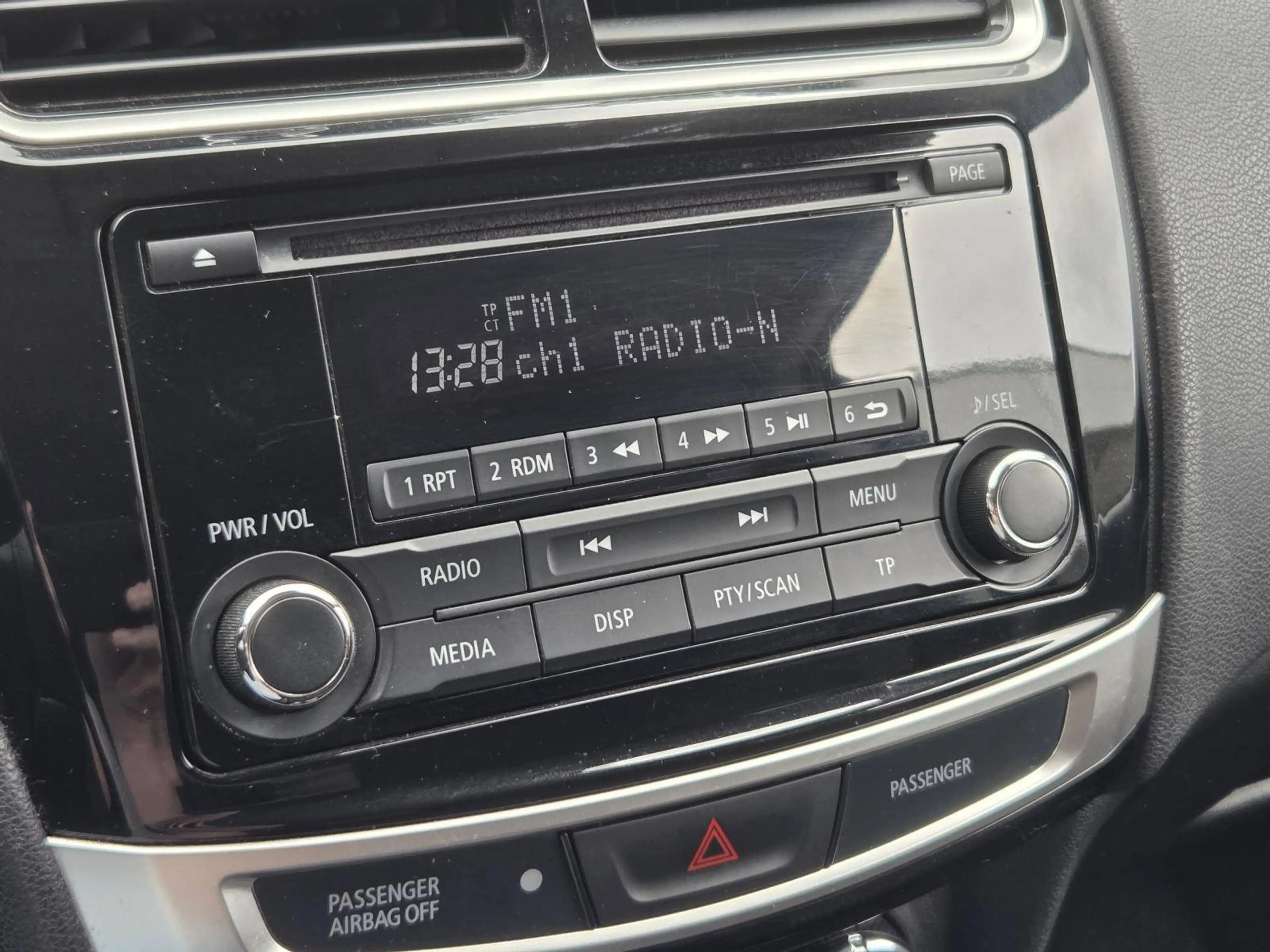 Mitsubishi ASX ASX 1,8 DI-D LP 4WD Invite Comfortline + AV — photo 14