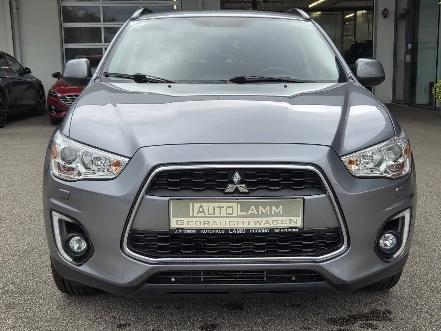 Mitsubishi ASX ASX 1,8 DI-D LP 4WD Invite Comfortline + AV Grau - 1