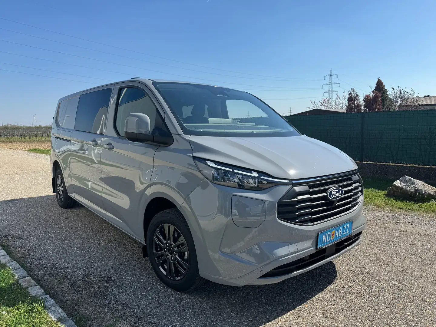 Ford Transit Custom 2.5 Duratec PHEV DoKa Automatik LAGERBONUS Grau - 1