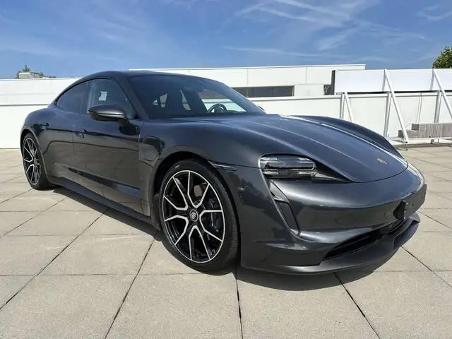 Porsche Taycan Luchtvering Sport Chrono Performance Battery Plus Adapt. comfortstoelen