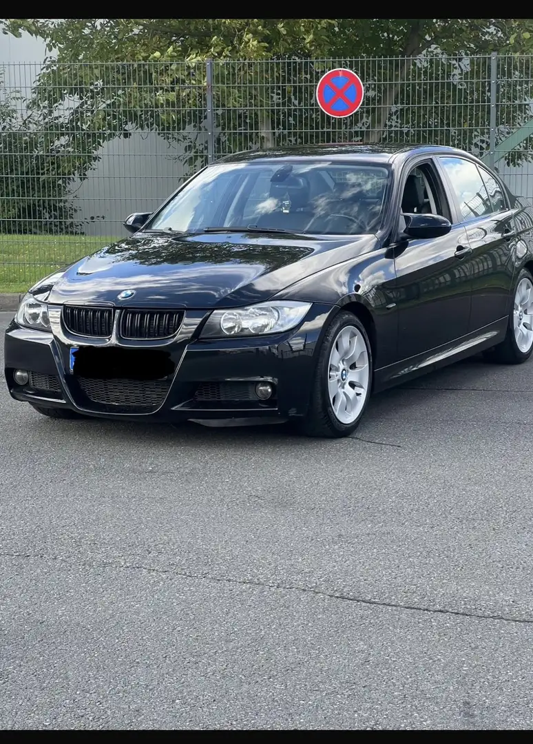 BMW M1 BMW 3er Siyah - 1