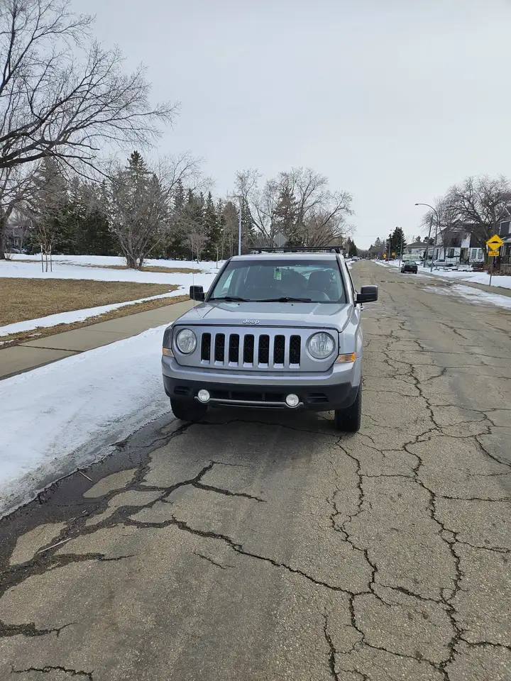 Jeep Patriot снимка Jeep Patriot