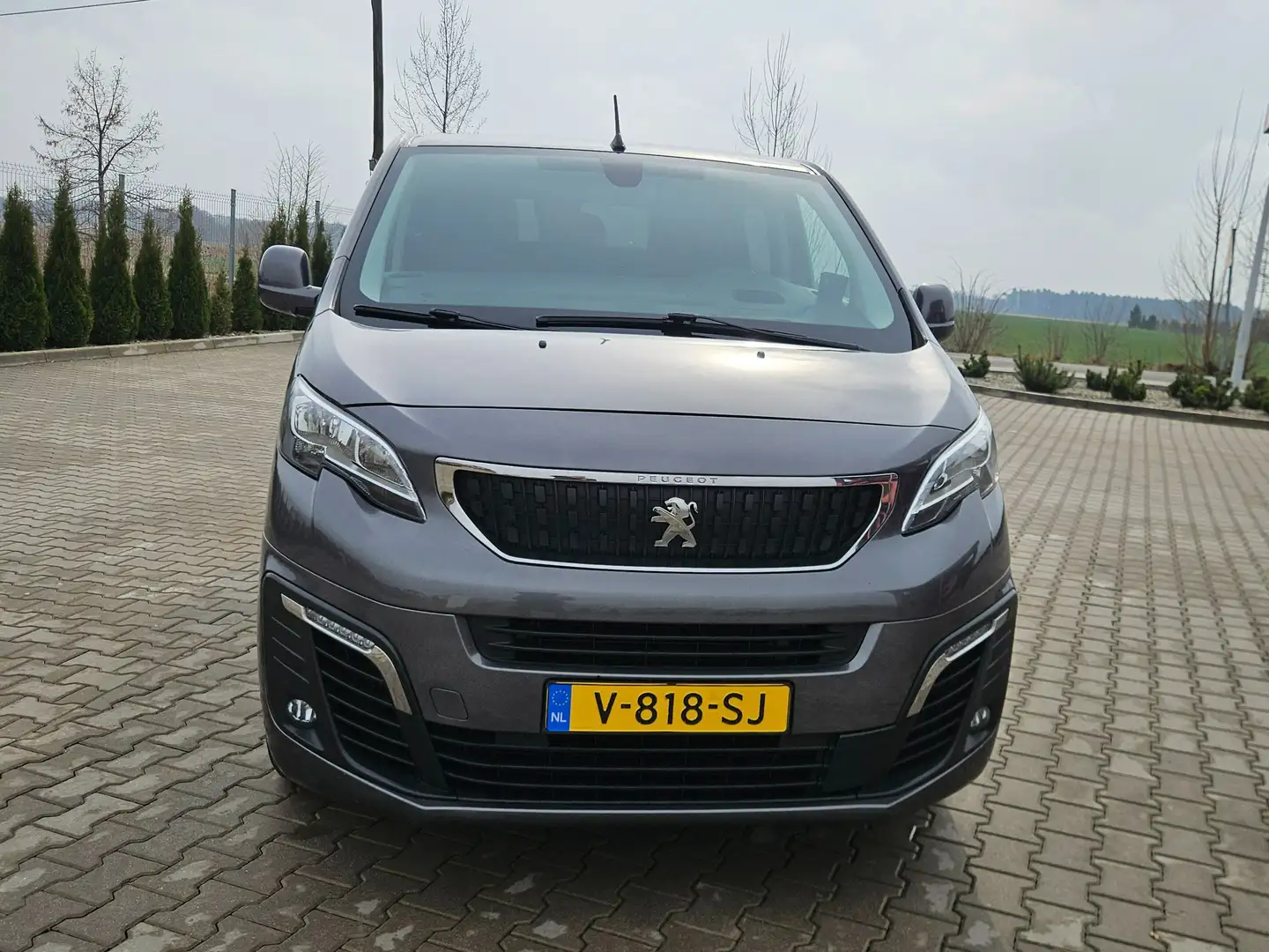 Peugeot Expert L3 2.0 BlueHDi 180 EAT8 - 1