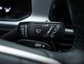 Volkswagen T-Roc 1.5 TSI Life Bns | Navigatie | Achteruitrijcamera Zwart - thumbnail 28