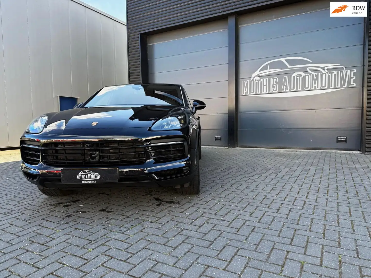 Porsche Cayenne Coupé 3.0 E-Hybrid Pano luchtv 22 inch Negro - 1