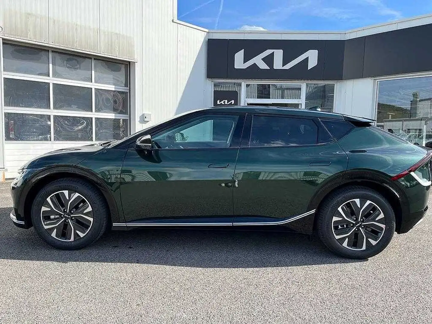 Kia EV6 77,4-kWh RWD +HEAD-UP+WP+V2L+AHK Grün - 2