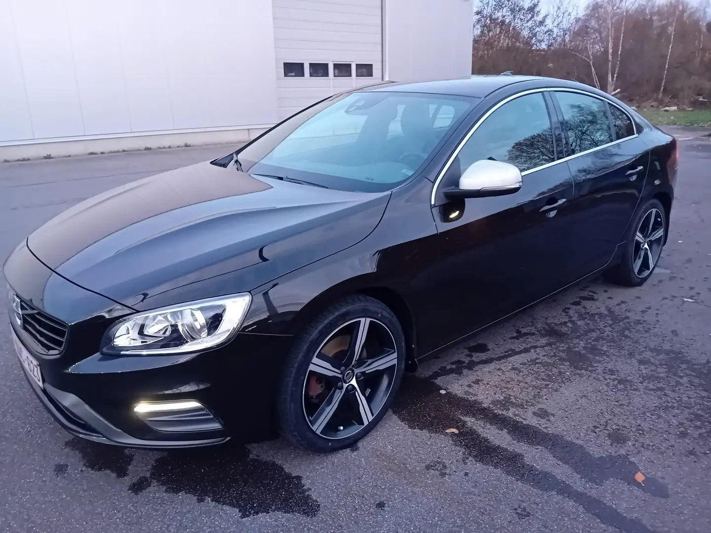 Volvo S60 D2 120 ch Stop&Start R-Design - 1