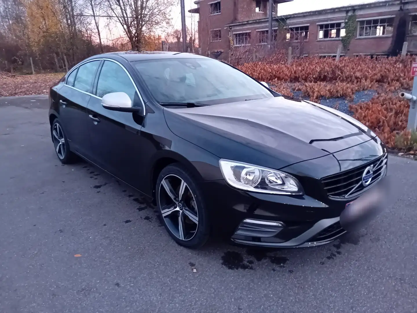 Volvo S60 D2 120 ch Stop&Start R-Design - 2