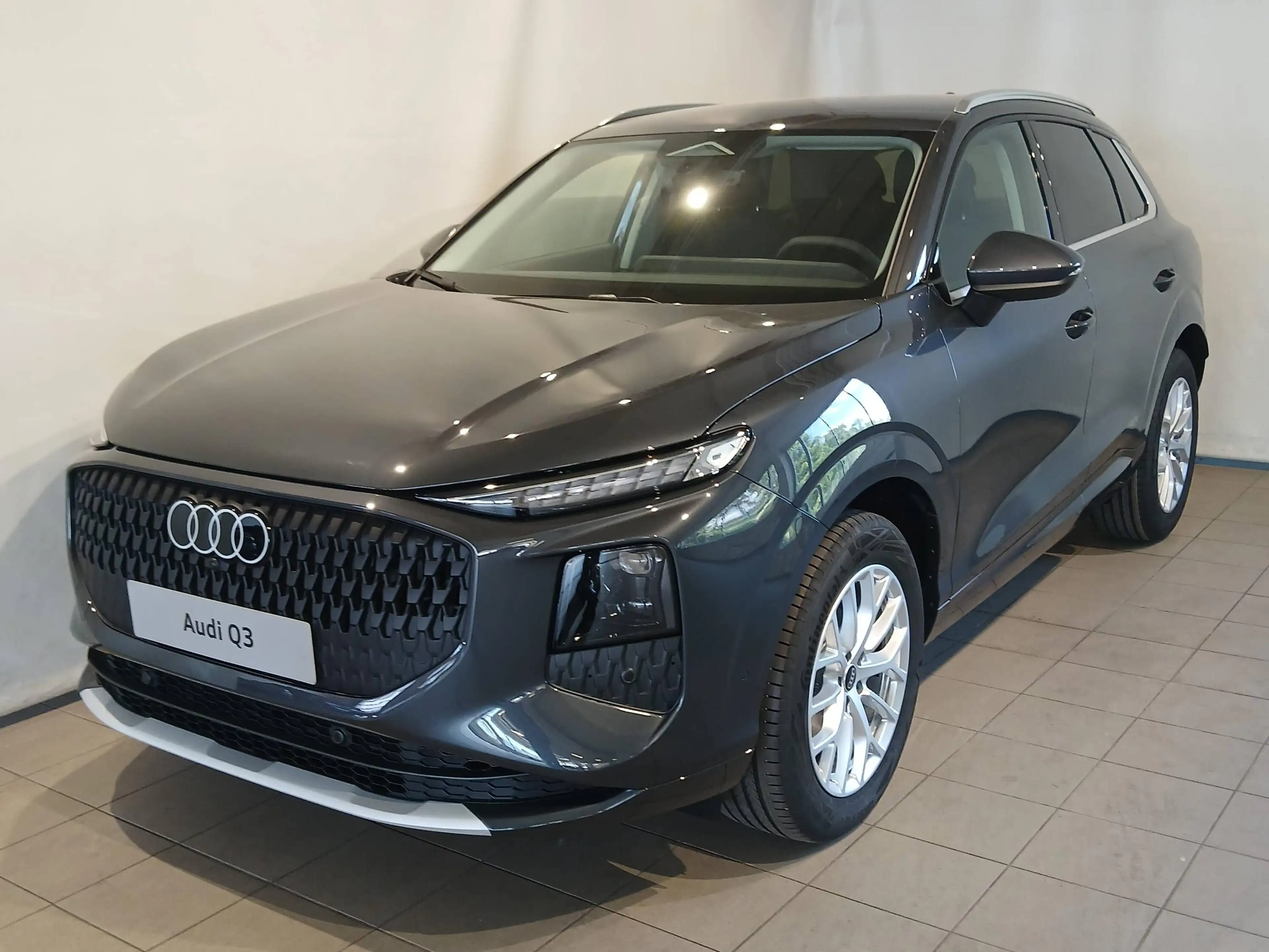 Audi Q3 TFSI 110 kW intense