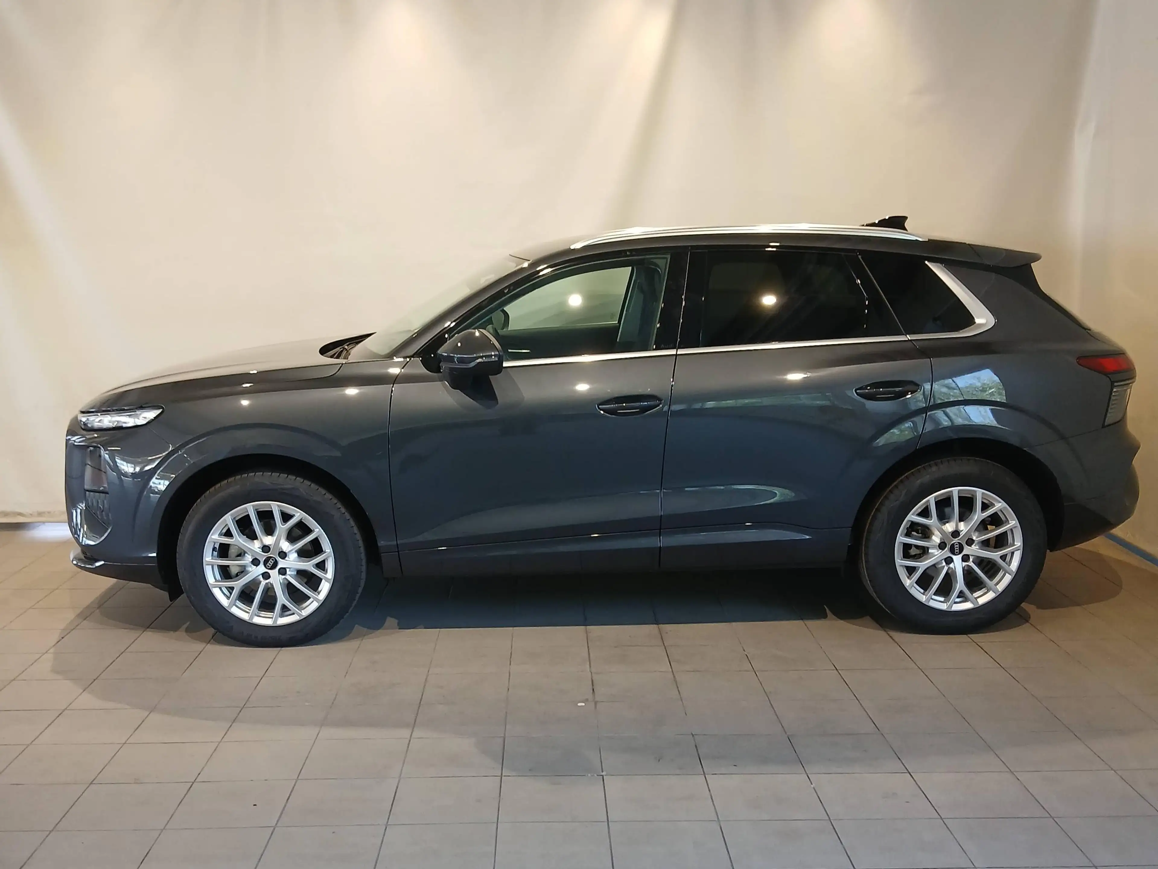 Audi Q3 TFSI 110 kW intense — photo 2