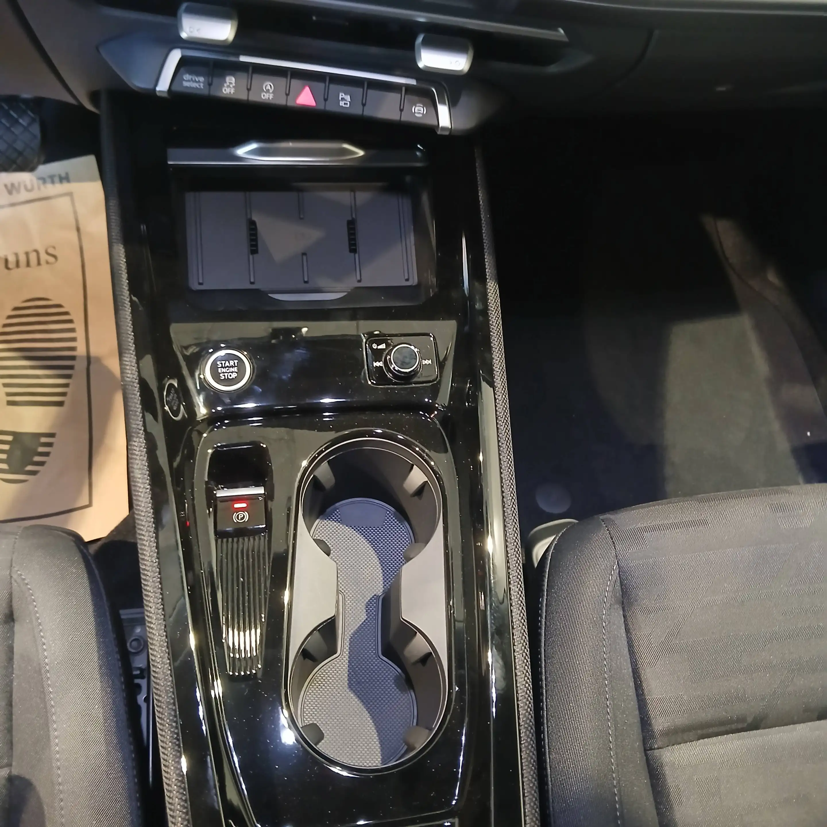Audi Q3 TFSI 110 kW intense — photo 10