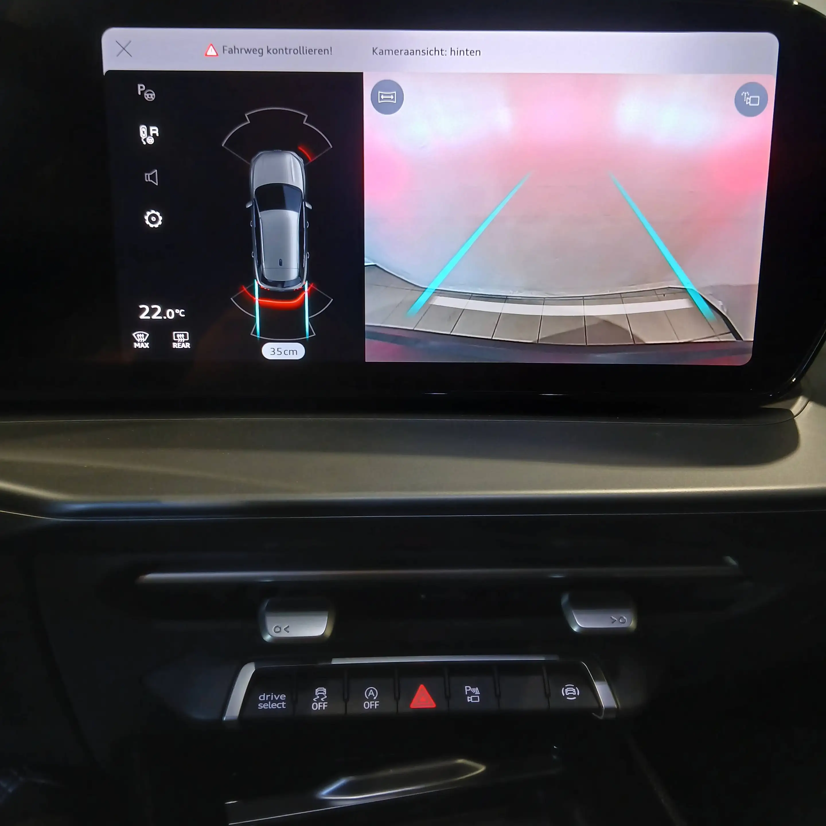 Audi Q3 TFSI 110 kW intense — photo 9