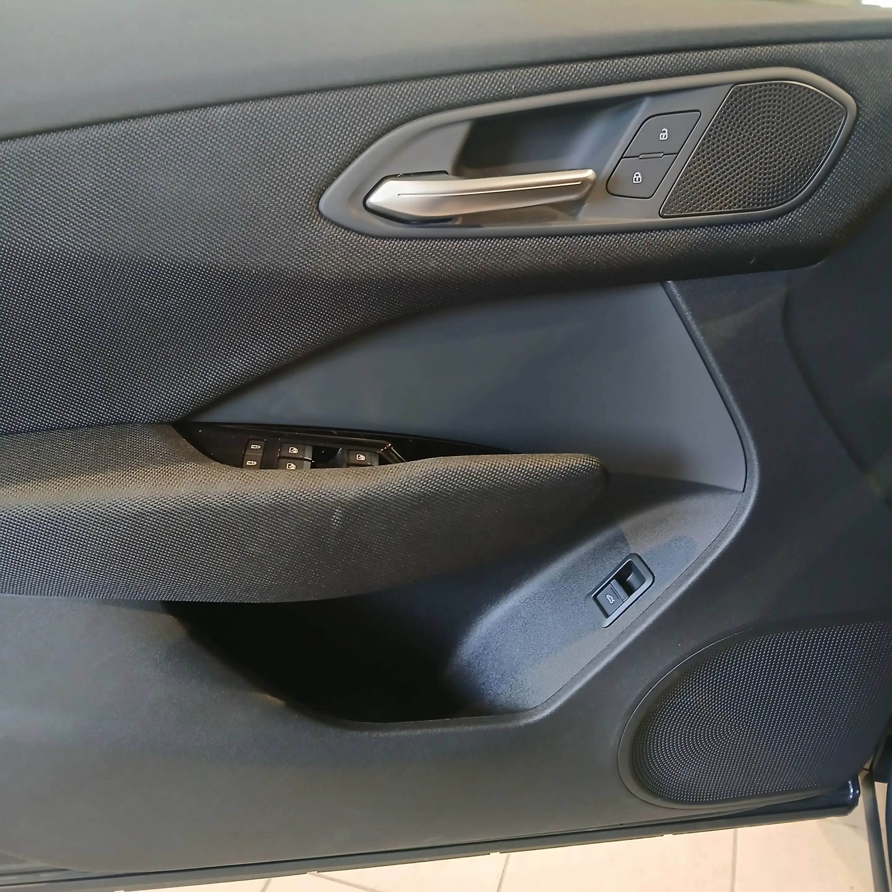 Audi Q3 TFSI 110 kW intense — photo 11