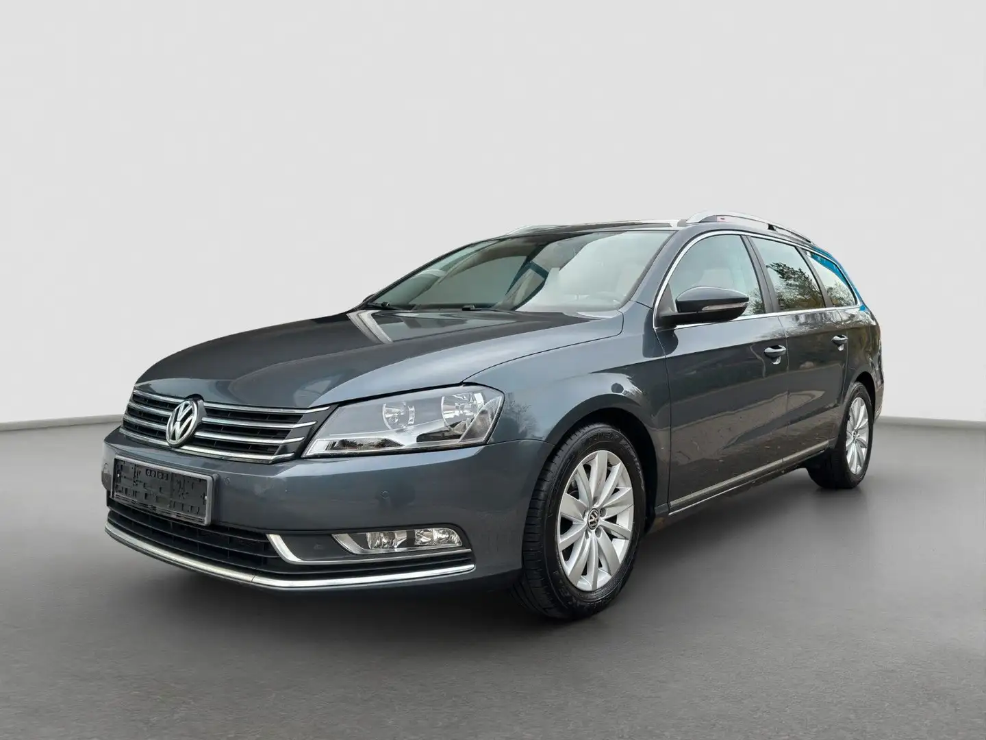 Volkswagen Passat Variant Comfortline BlueMotion 4Motion... Grau - 1