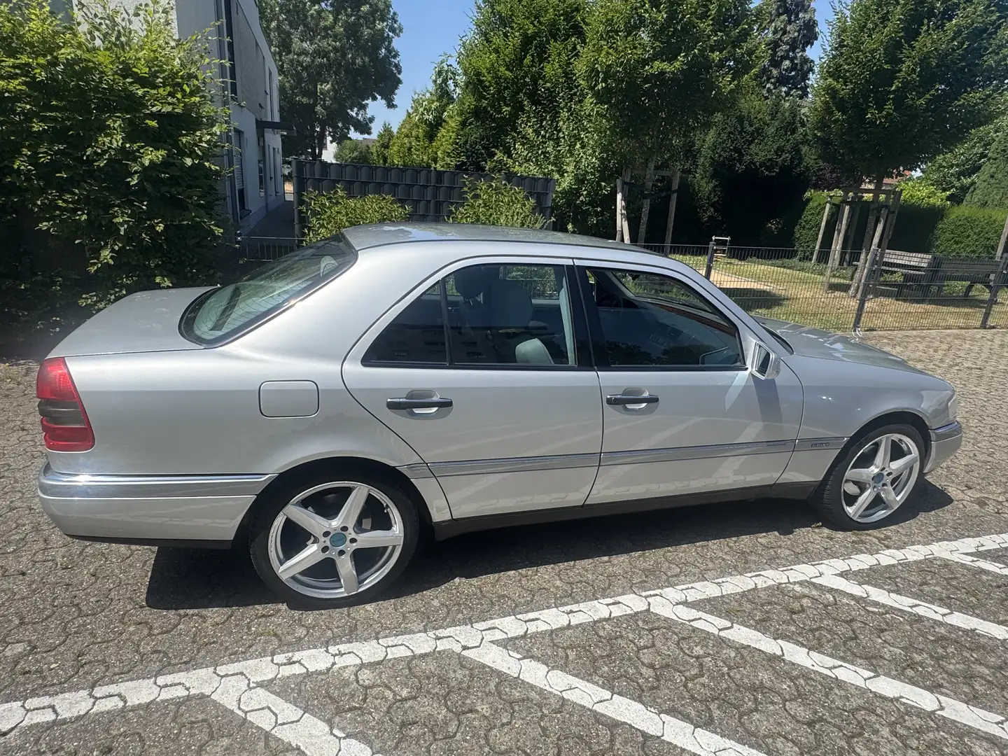 Mercedes-Benz C 280 Elegance - 1