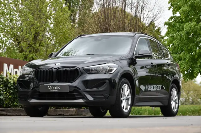 BMW X1 sDrive16 PanoramaDak/Camera/Facelift Model!